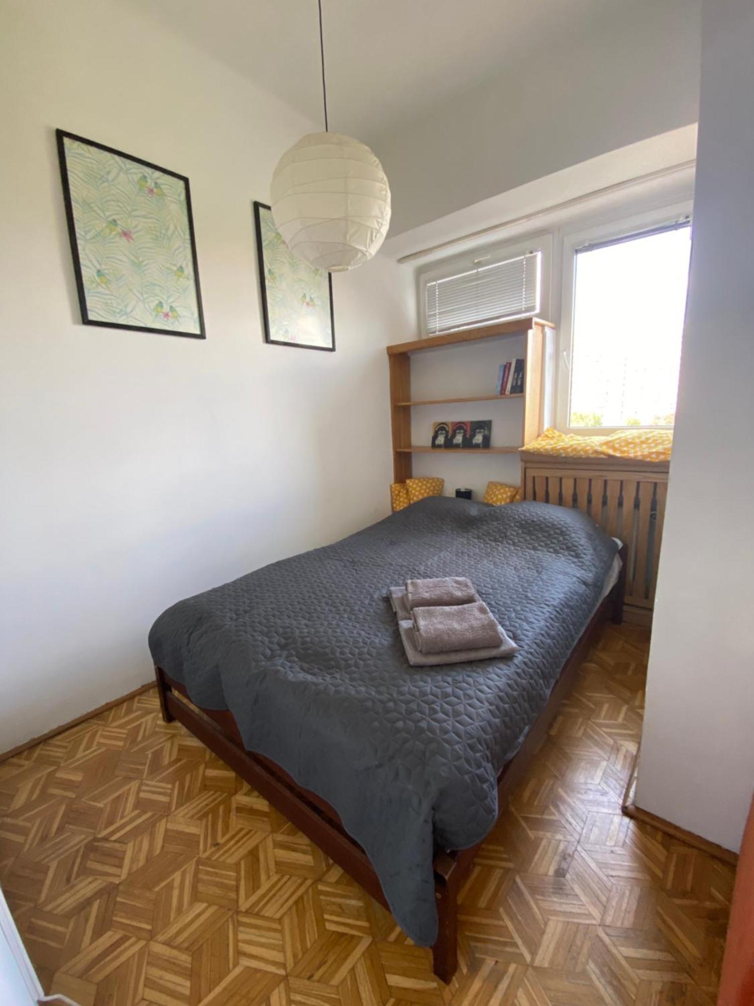 Ohmyhome - Sunny Apartment In City Center Varsóvia Exterior foto