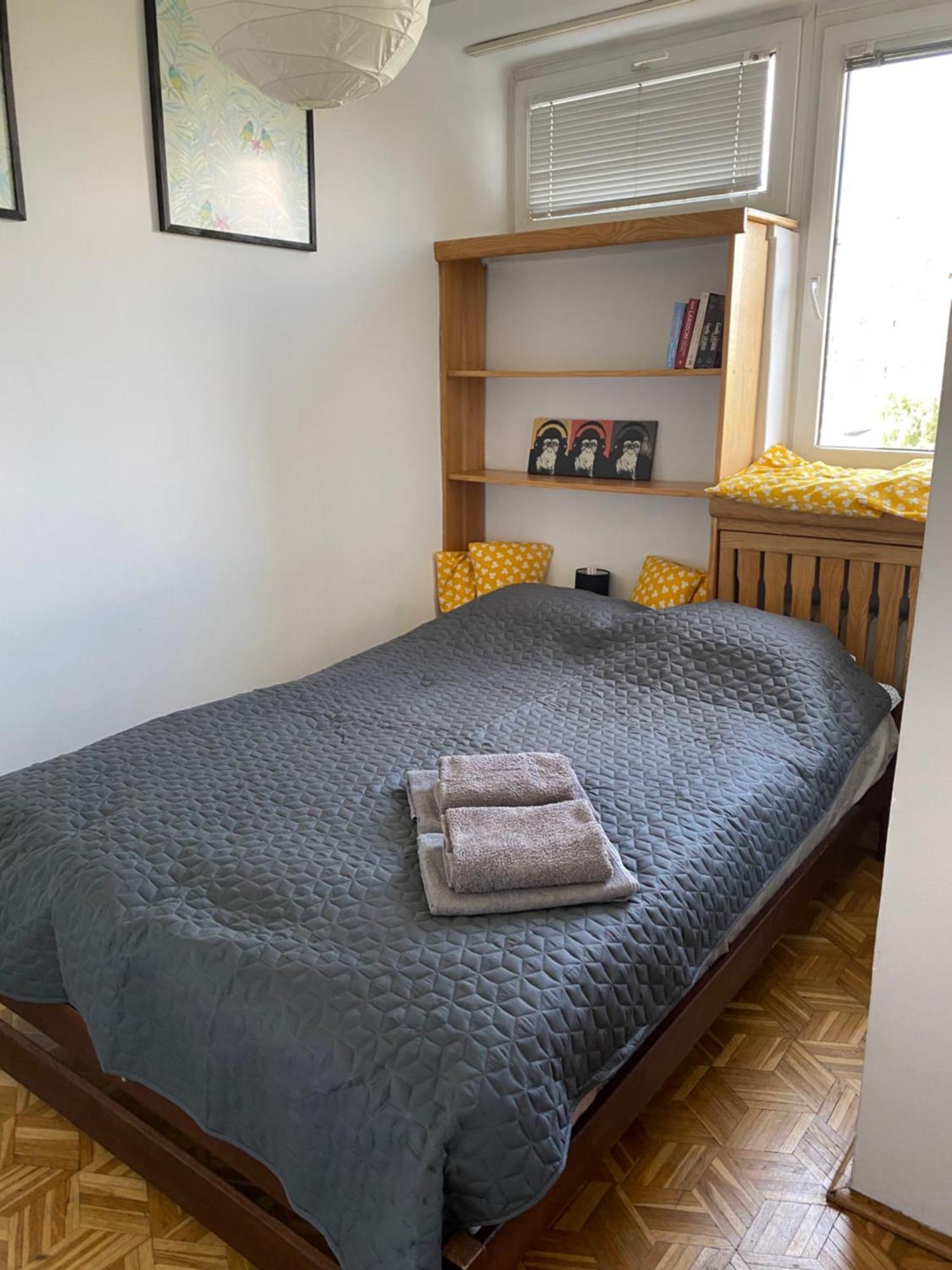 Ohmyhome - Sunny Apartment In City Center Varsóvia Exterior foto